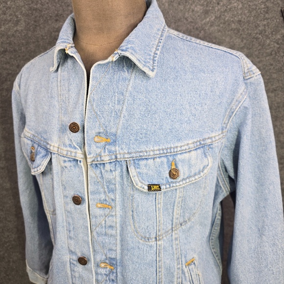 Vintage 90s Lee Jean Jacket Light Wash Denim Trucker- USA Made - Picture 2 of 10